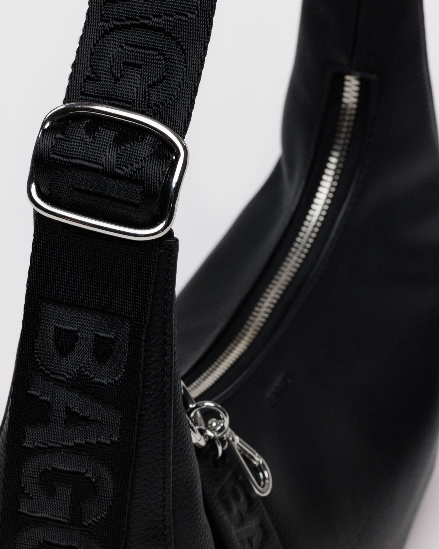 Small Recycled Leather Crescent Bag T0