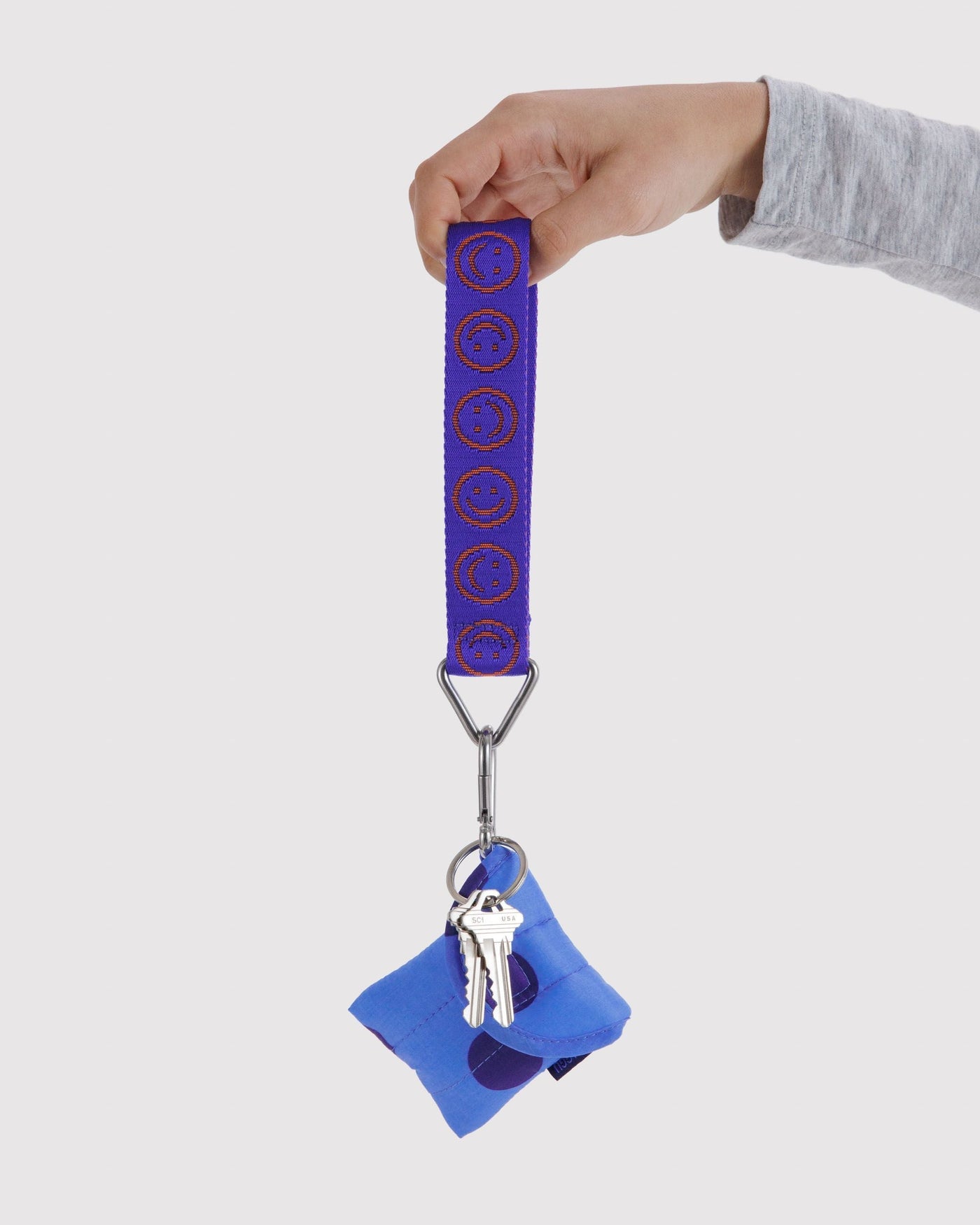 Logo Keychain G6