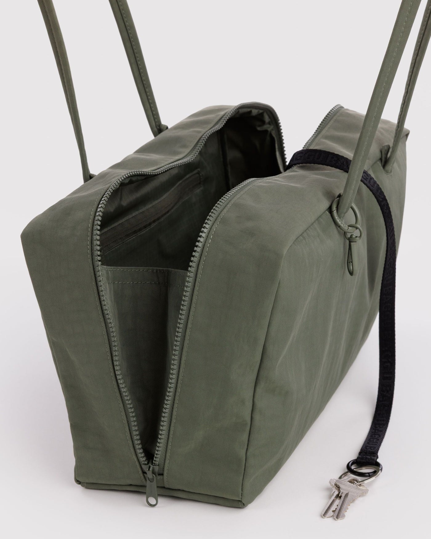 Medium Nylon Bowler Bag I2