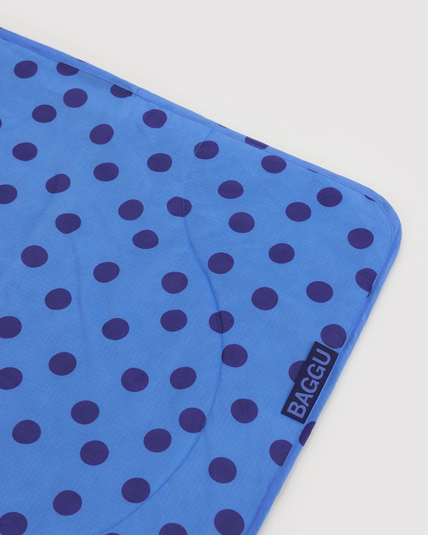 Puffy Picnic Blanket W2
