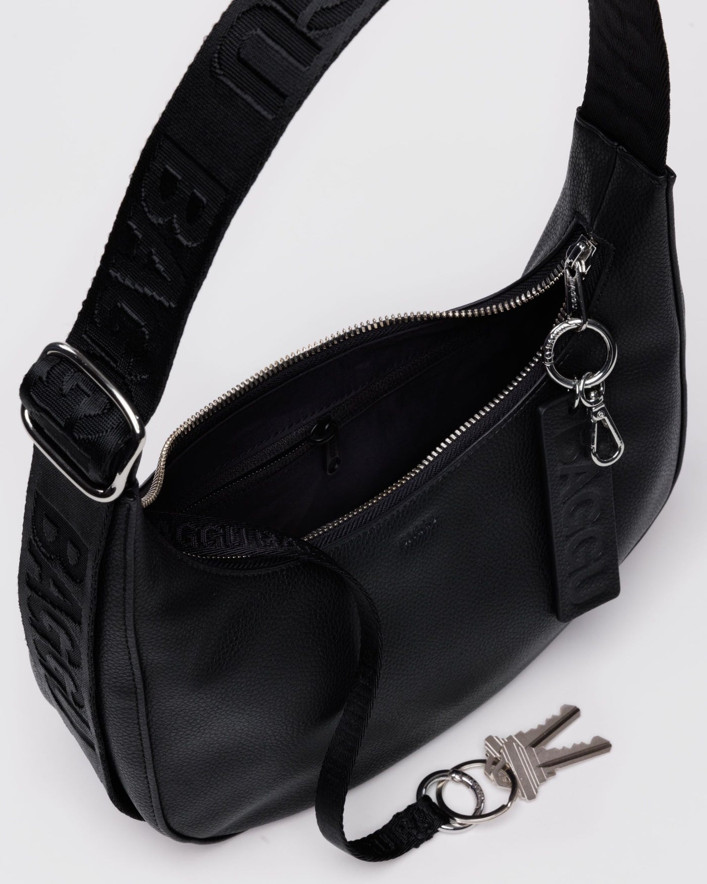 Small Recycled Leather Crescent Bag T0